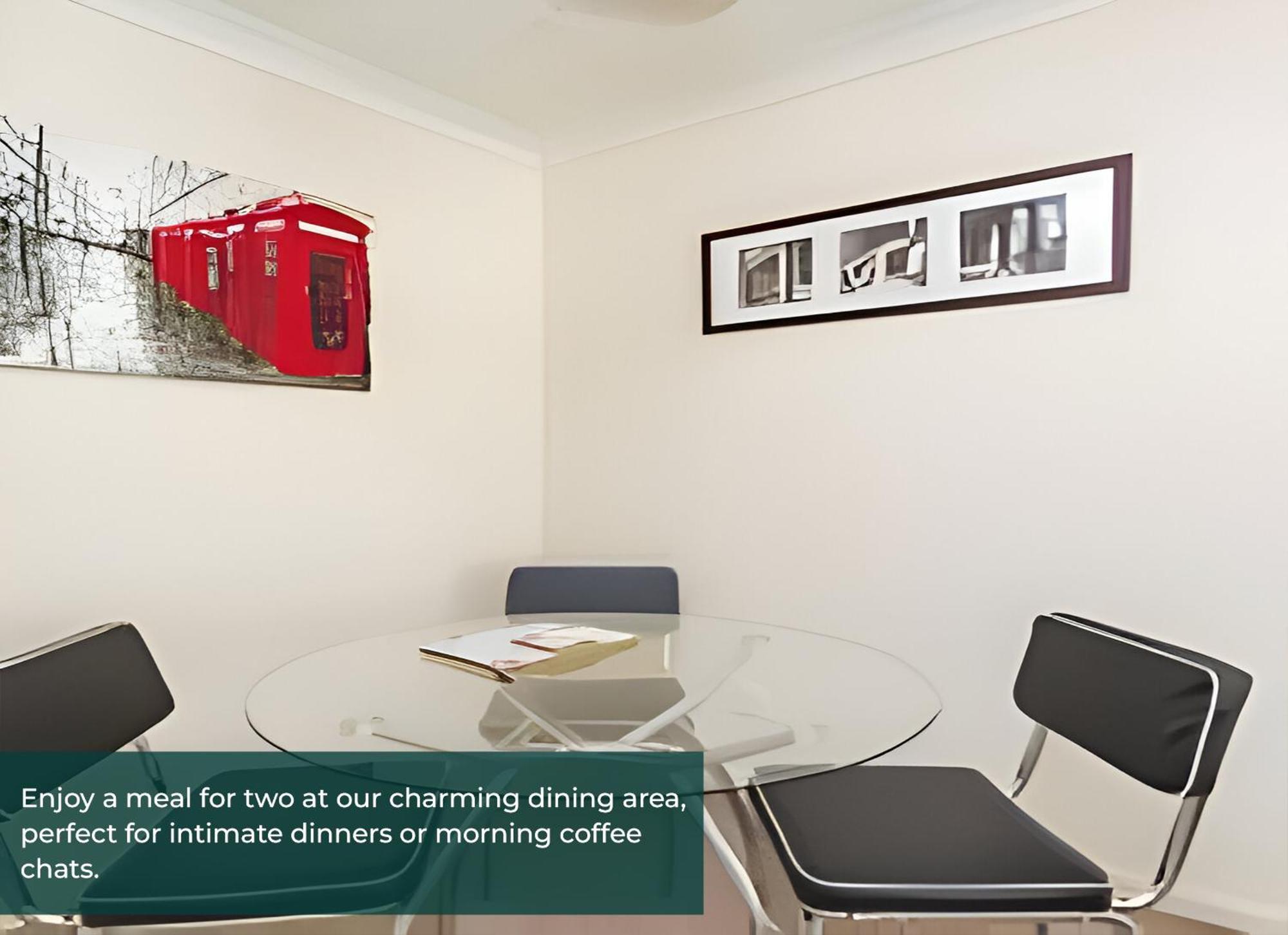 Clarence Suite 1 Bedroom W Free Parking Chatham  Exterior foto